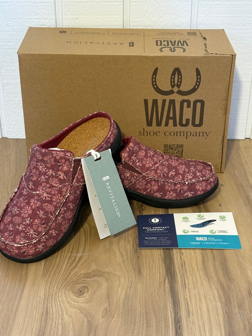 Revitalight Siesta Women 5B Red Plum Floral Orthotic Clog Mule Slip on NIB